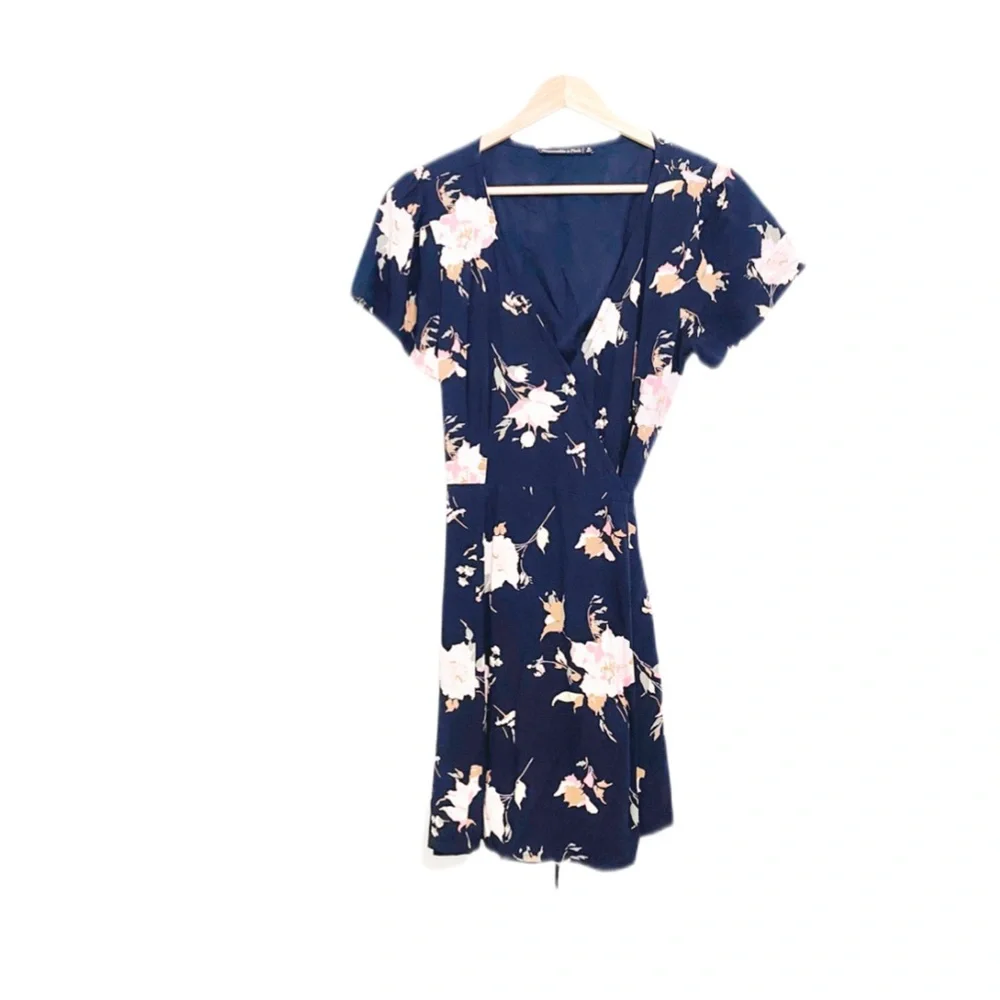 Abercrombie and Fitch Floral Wrap Dress Navy Blue Size Small Y2K Romantic